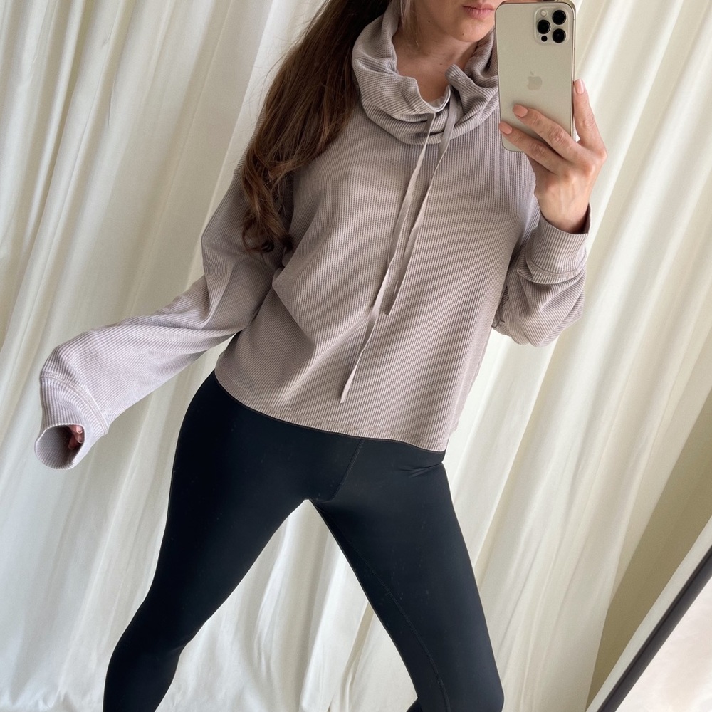 WAFFLE CROPPED SWEATSHIRT — In Washed LiLac - Picture 7 of 8